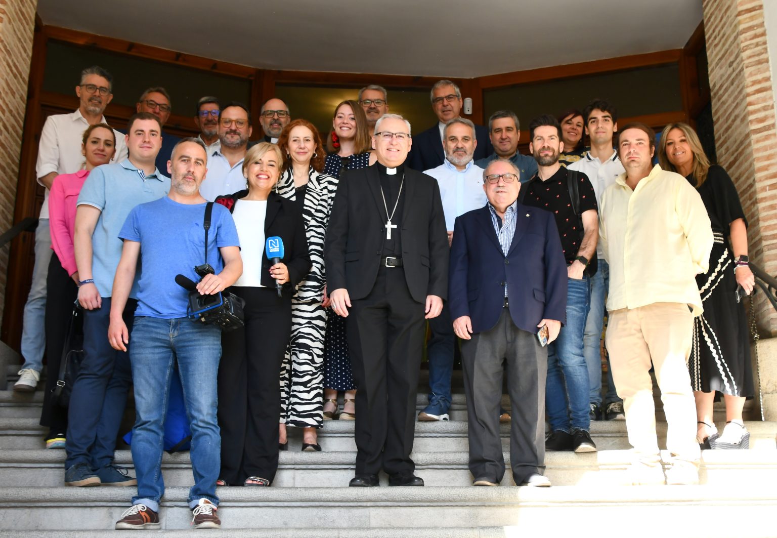 El obispo de Jaén felicita a los periodistas en el día de su patrón