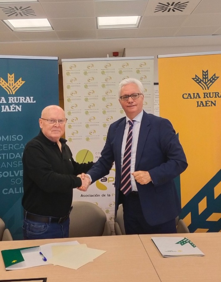 La Asociación de la Prensa y Caja Rural de Jaén renuevan su acuerdo de colaboración