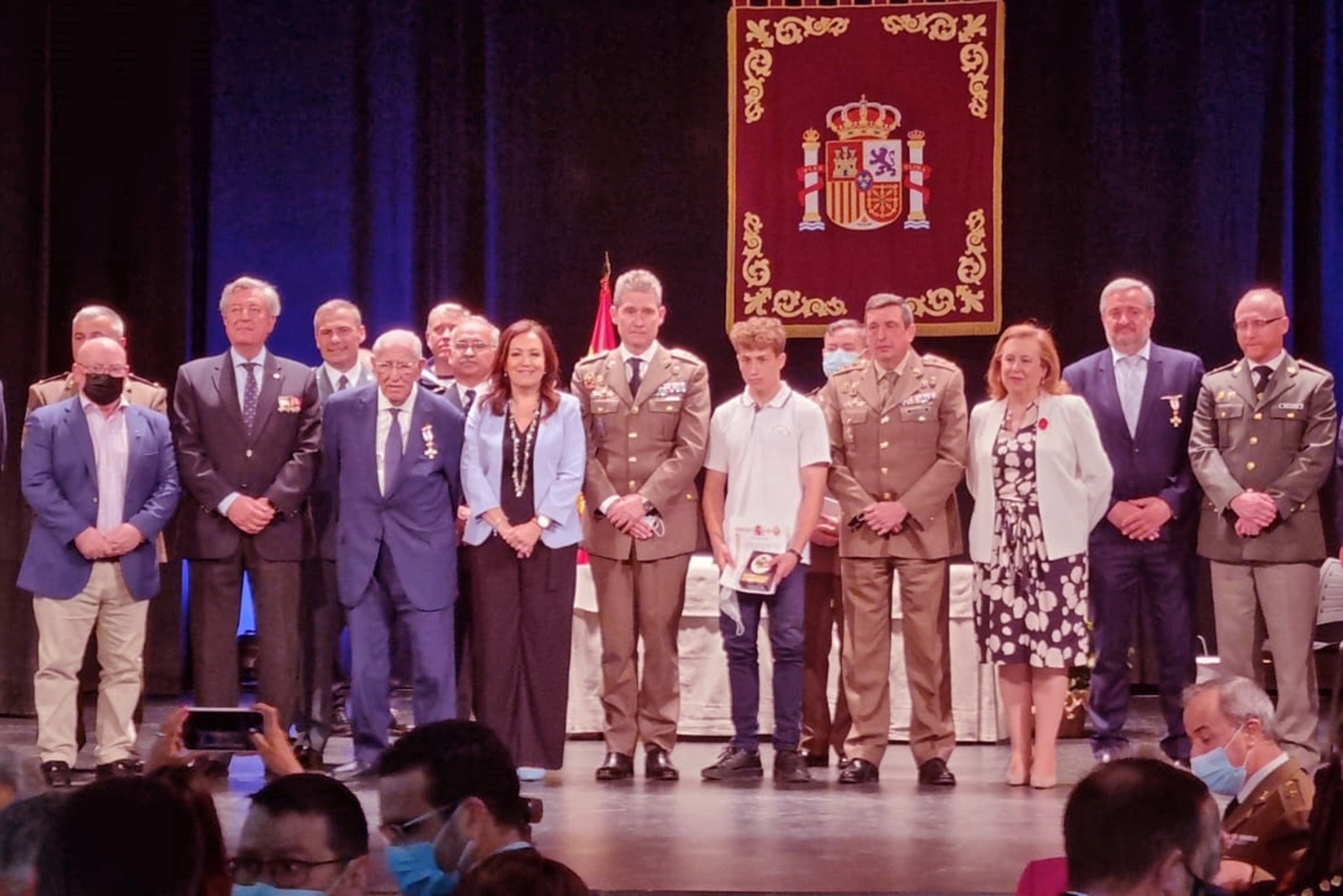 Premiados por la Subdelegación de Defensa de Jaén que celebra su 28 Aniversario